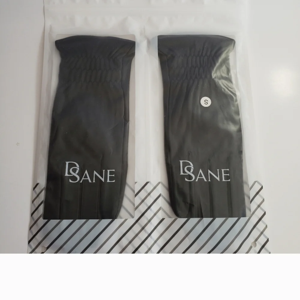New in original pack Dsane Women Black Sheepskin Leather Cashmere Lining Gloves